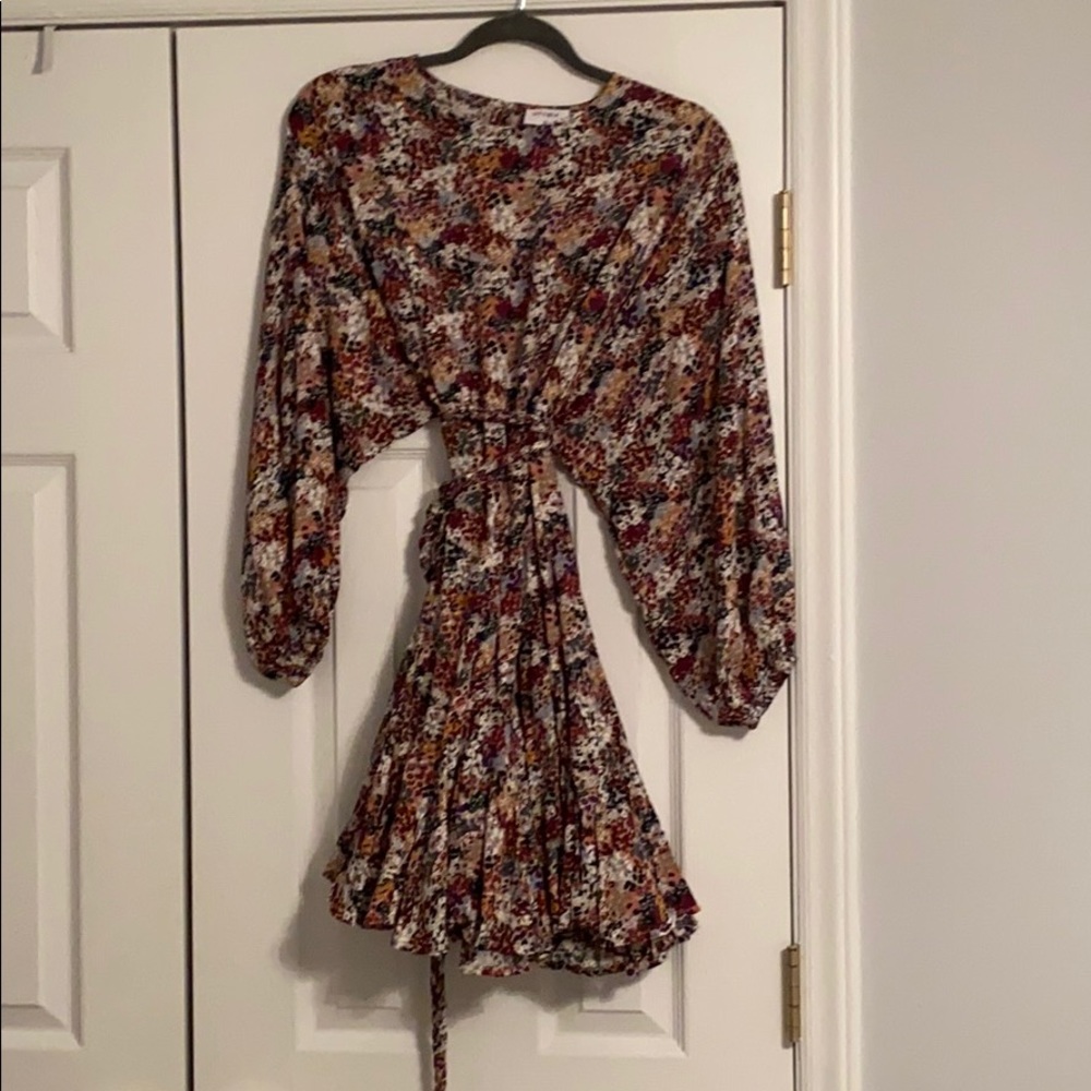 Floral tie belt flowy dress